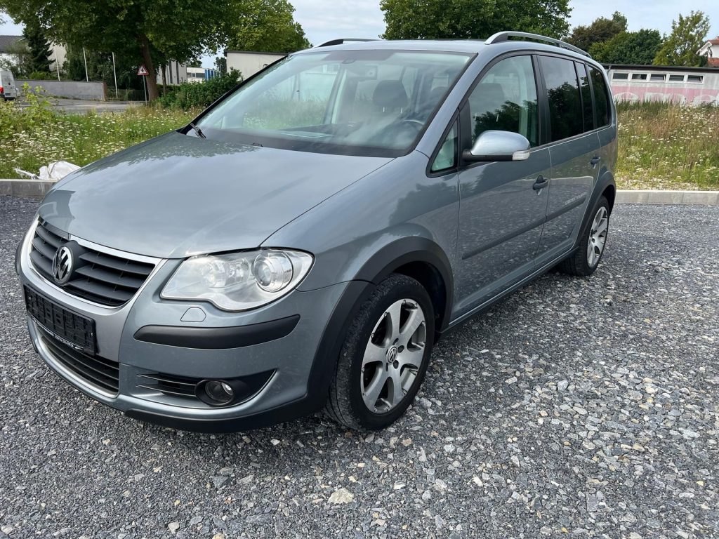 Volkswagen Cross Touran 1.4 TSI DSG